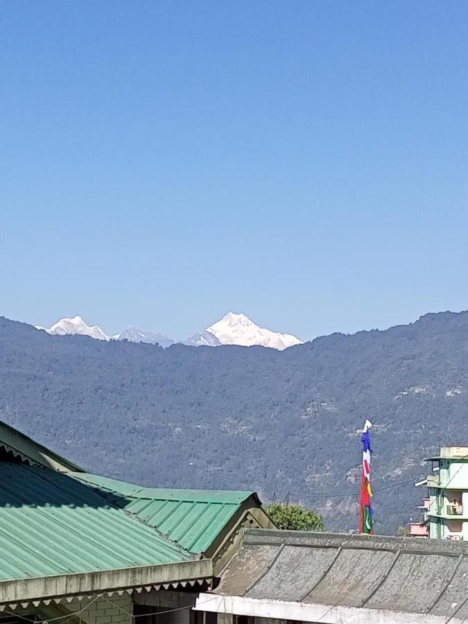 Hotel Cherry Gangtok Buitenkant foto
